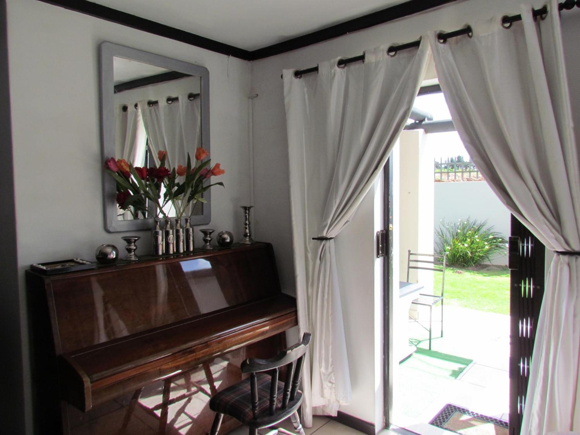 Santini Lace Self Catering Unit Plettenberg Bay Eksteriør billede